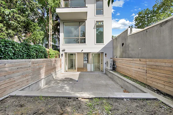 Sold by One Home Line Realty | media 11