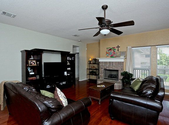 5th image of 1766 Jacobs Ct