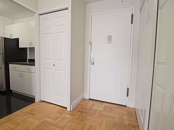 2nd image of 330 W 45th St APT 2G