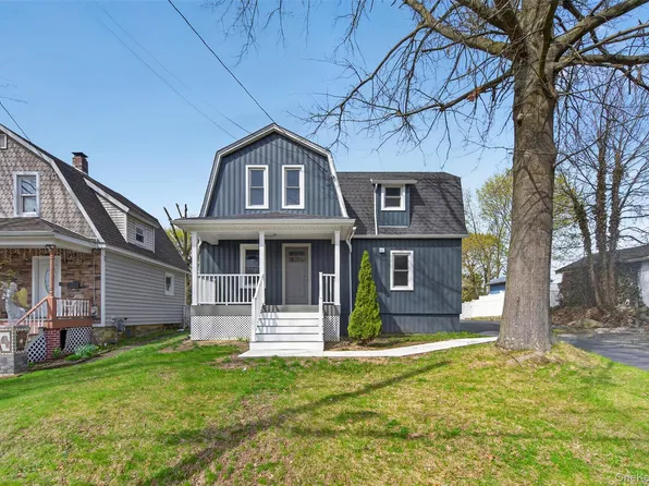 62 Poplar St, Newburgh, NY 12550