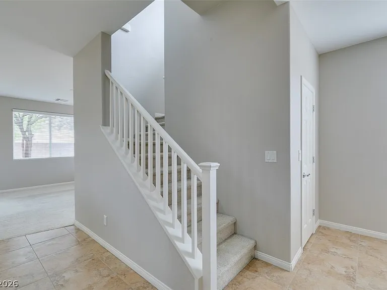 284 Trailing Putt Way — Photo 5
