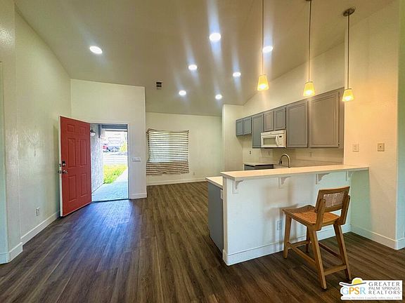 2nd image of 13753 Inaja St