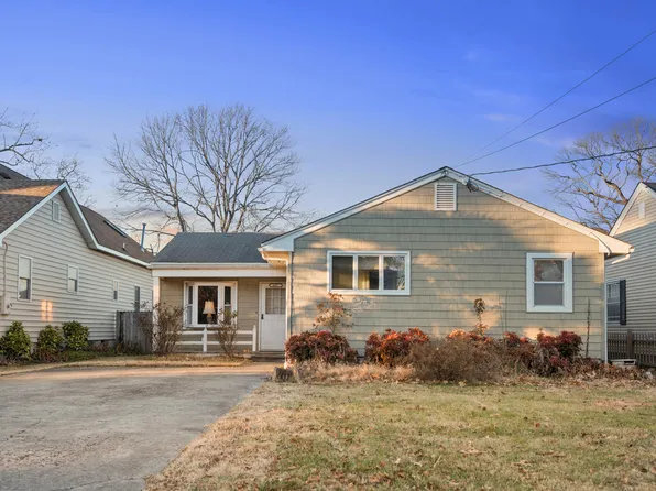 607 16th St, Virginia Beach, VA 23451