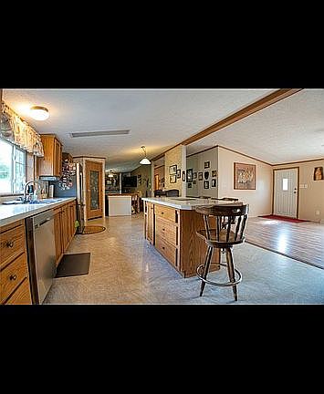 4th image of 23276 Thomas Rd