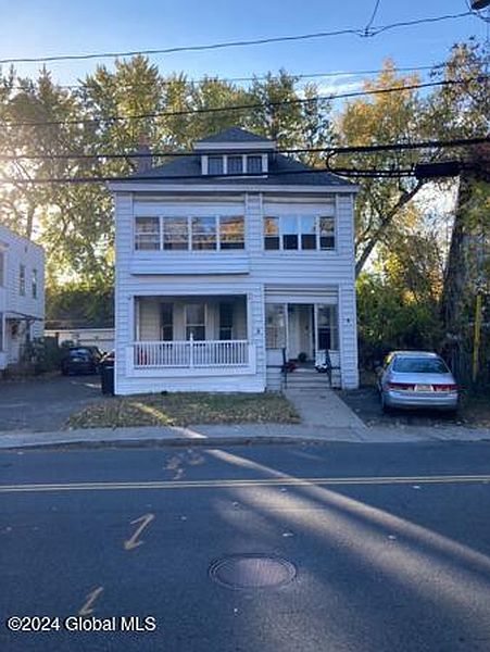 2nd image of 5 S Lake Avenue