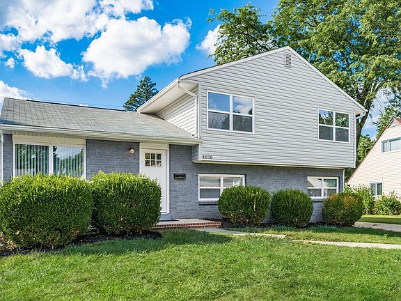 3rd image of 4818 Calvin Dr