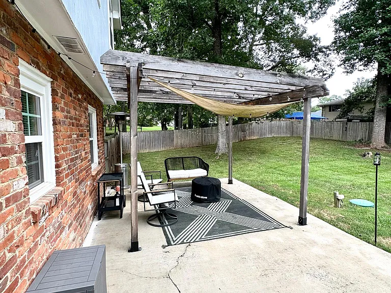 1700 W Laporte Dr — Photo 32