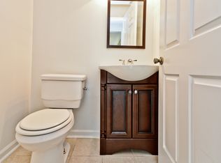 8100 Irwell Ct, Gaithersburg, MD 20877