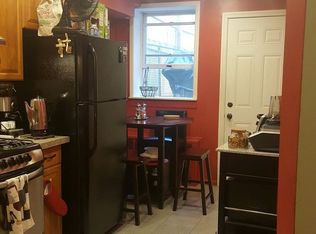 218 Bay 13th St #1, Brooklyn, NY 11214