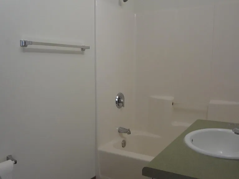 587 E Harvard Blvd #102 — Photo 7