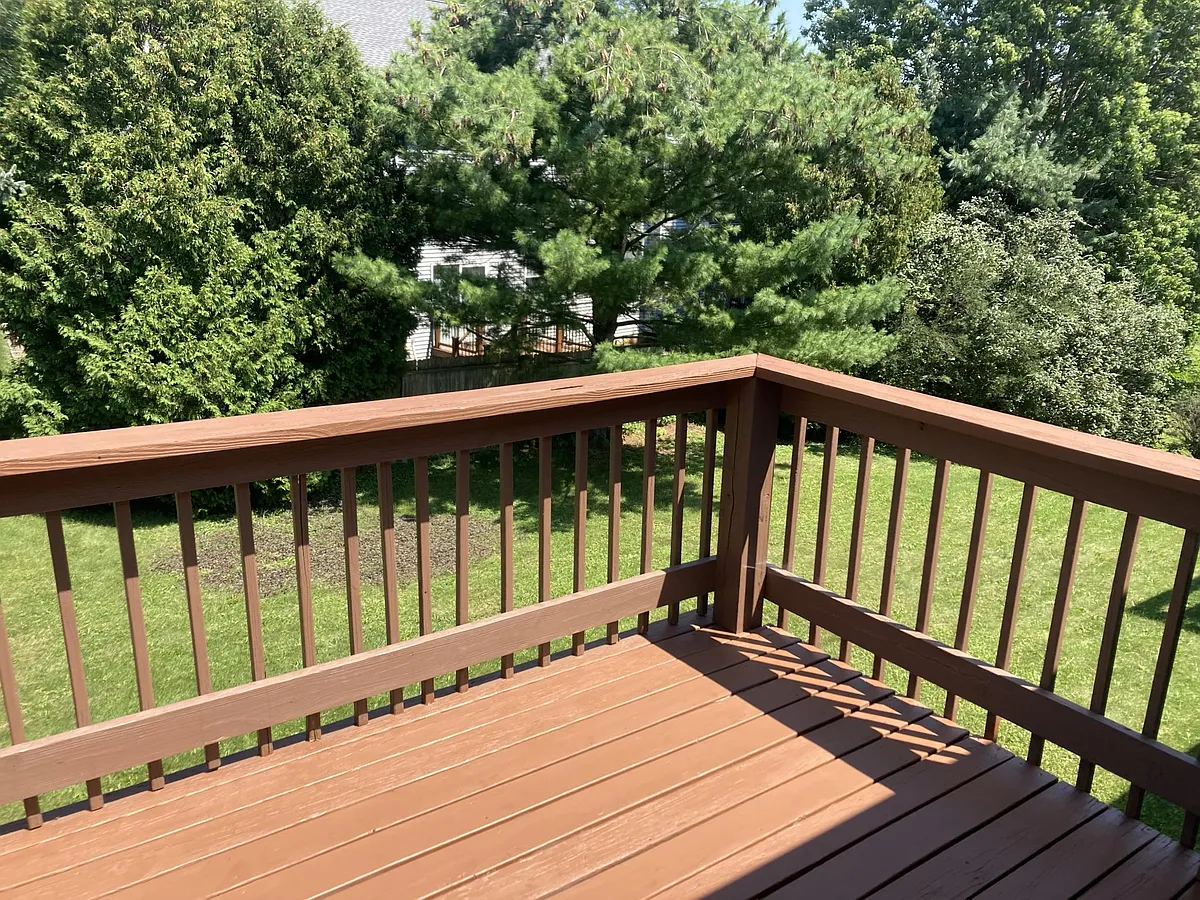 Freshly painted deck - 3121 Shellers Bnd