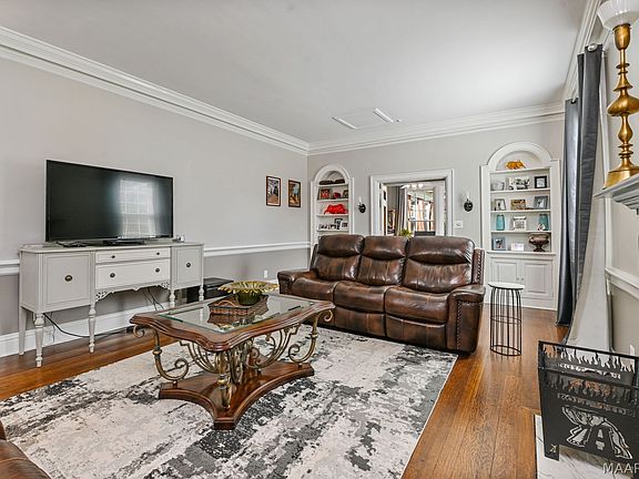 4th image of 1733 S Perry St