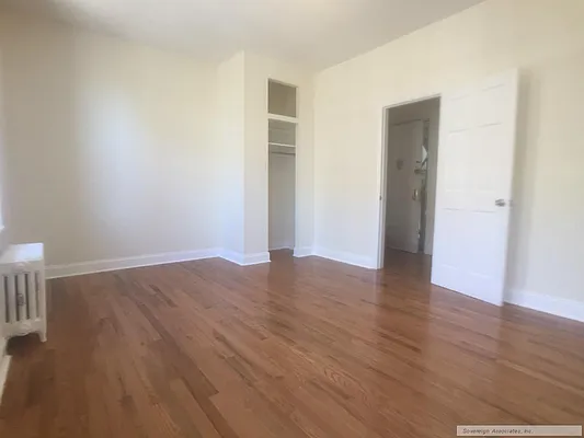 Rented by Sovereign Associates | media 19