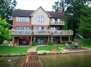 1710 S Shore Dr, Village Of Lakewood, IL 60014