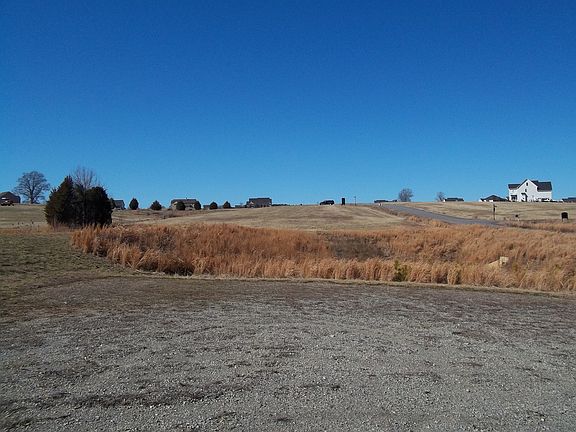 3rd image of Smokehouse Ln