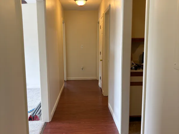 200 Manville Hill Rd, Cumberland, RI