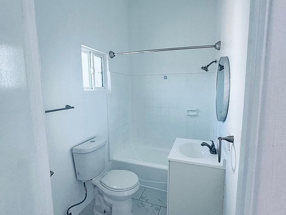 5th image of 1616 Yosemite Dr #4745-04