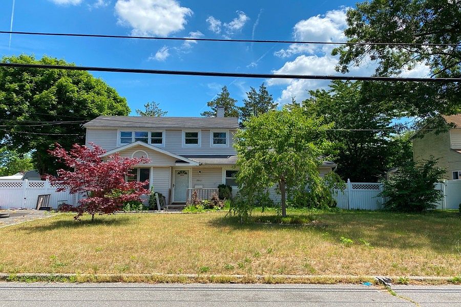1st image of 2911 Eagle Ave
