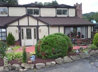 102 Cherry Ln, Saxonburg, PA 16056