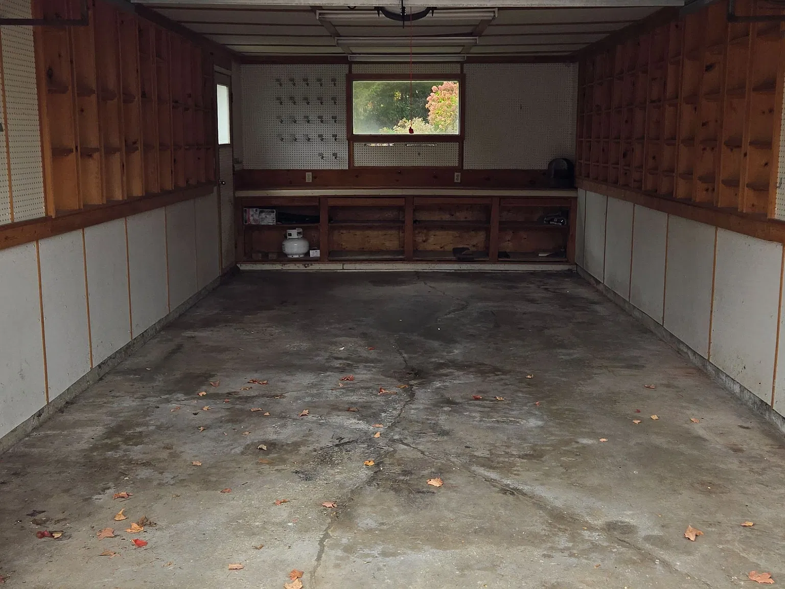 4 bed, $2,500 — Photo 4
