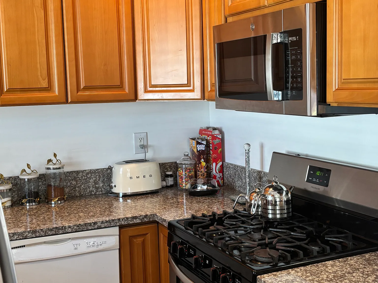 2 bed, 1181 sqft, $2,950 — Photo 4
