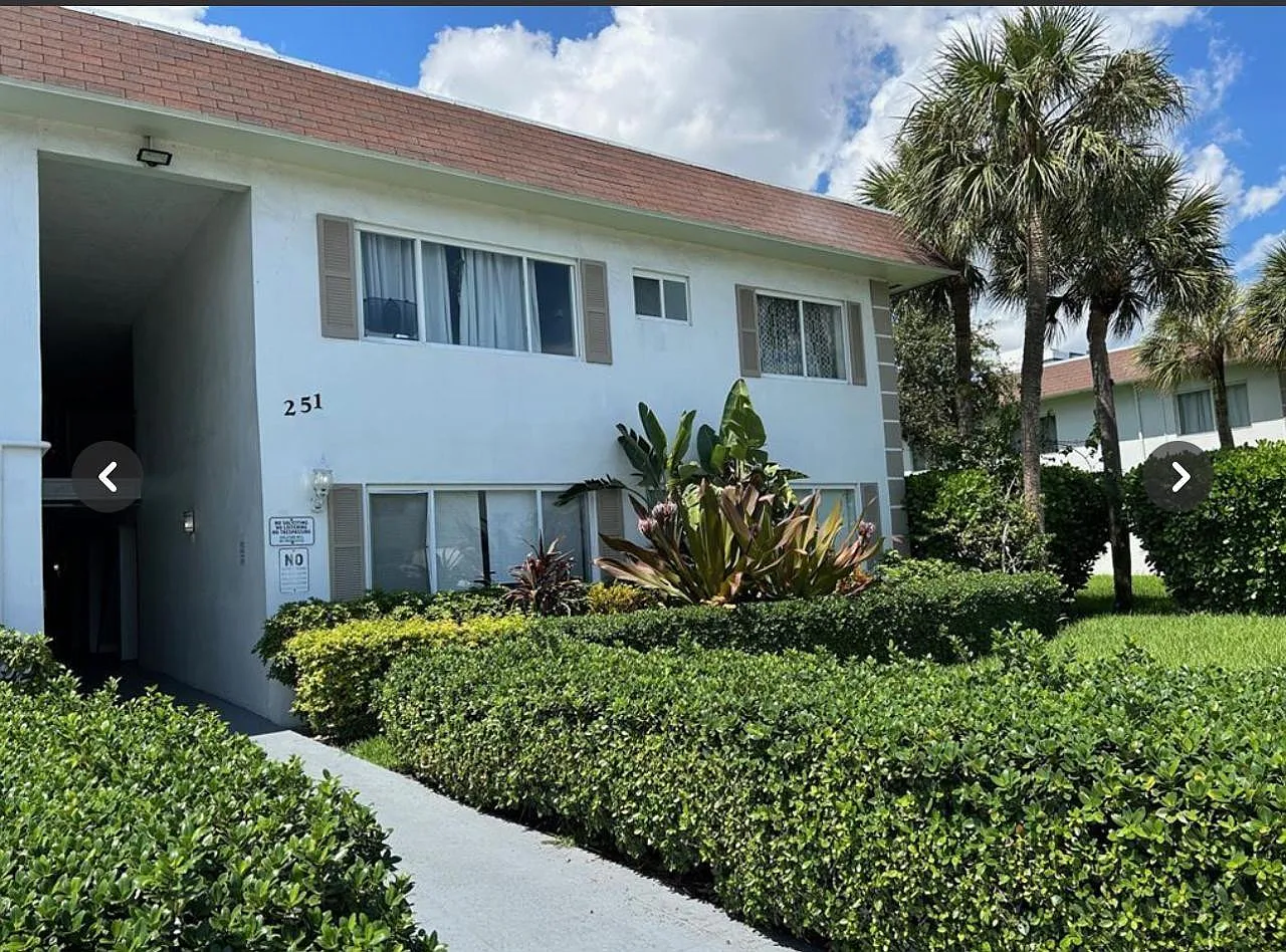 1 bed, 1.5 bath, 700 sqft, $1,600 — Photo 3