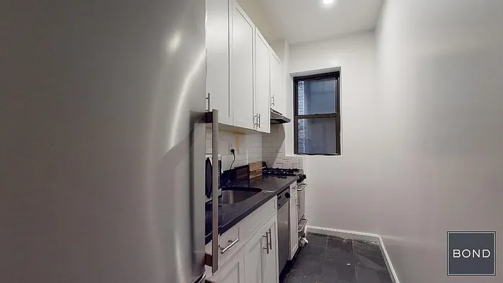 Rented by Bond New York | media 18
