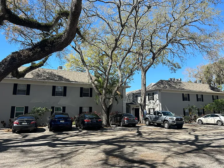 5221 Bayshore Blvd #51 — Photo 22