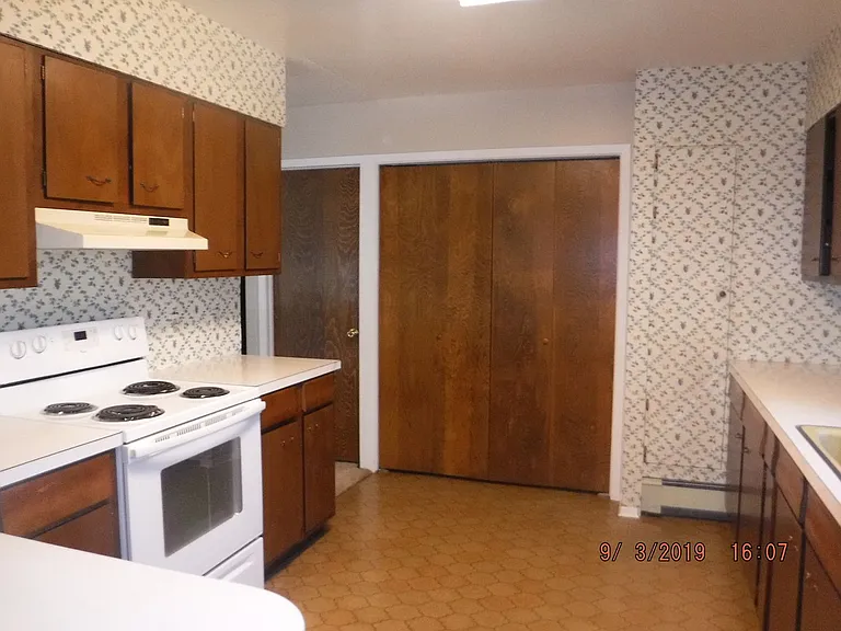 8731 Haggerty Ln — Photo 3