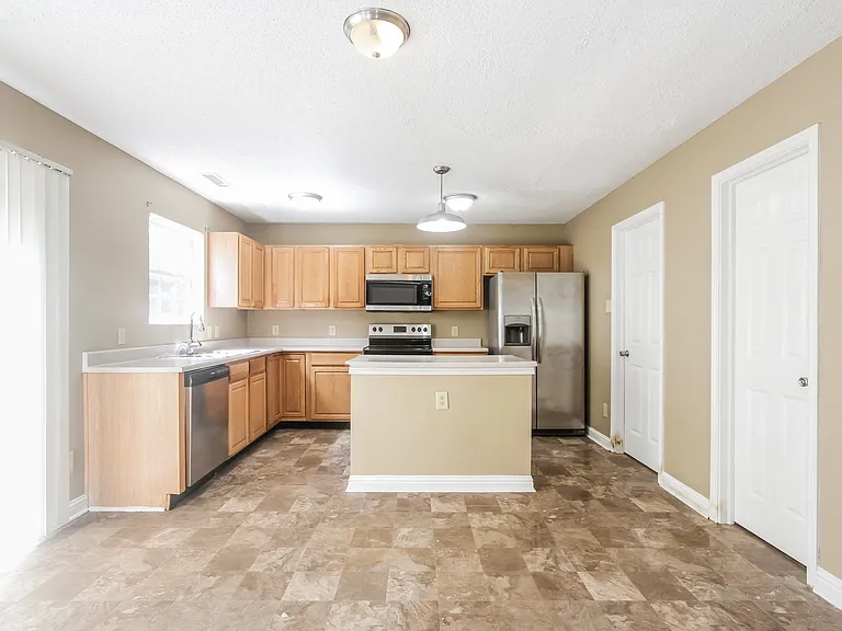 8610 Belle Union Ct — Photo 3