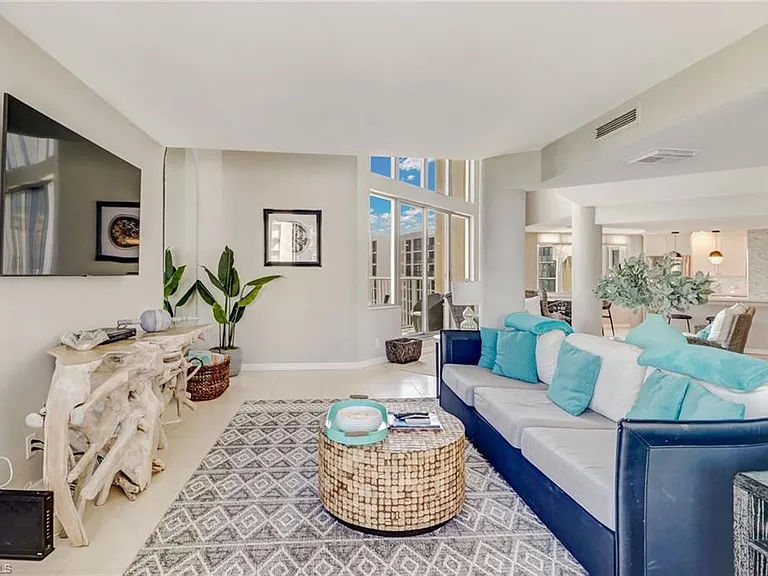 4041 Gulf Shore Blvd N #1109 — Photo 14