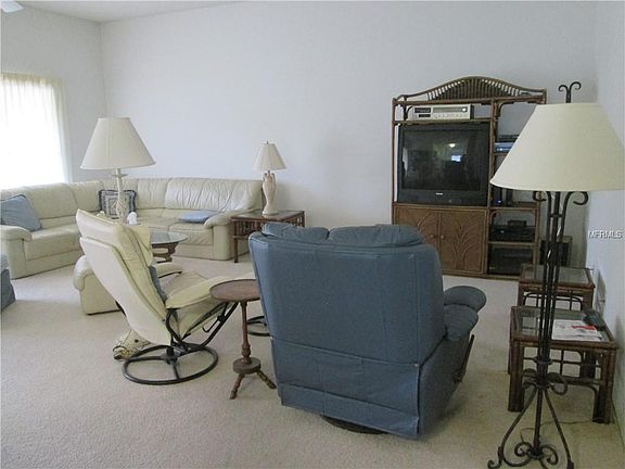 3rd image of 702 Tilbury Ct