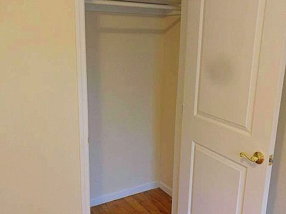 5th image of 12715 25th Ave #2