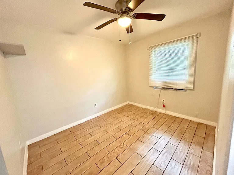 430 N Charles St #2 — Photo 7
