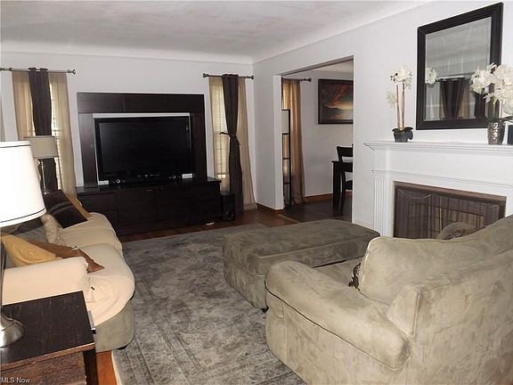 5th image of 4417 W 173rd St