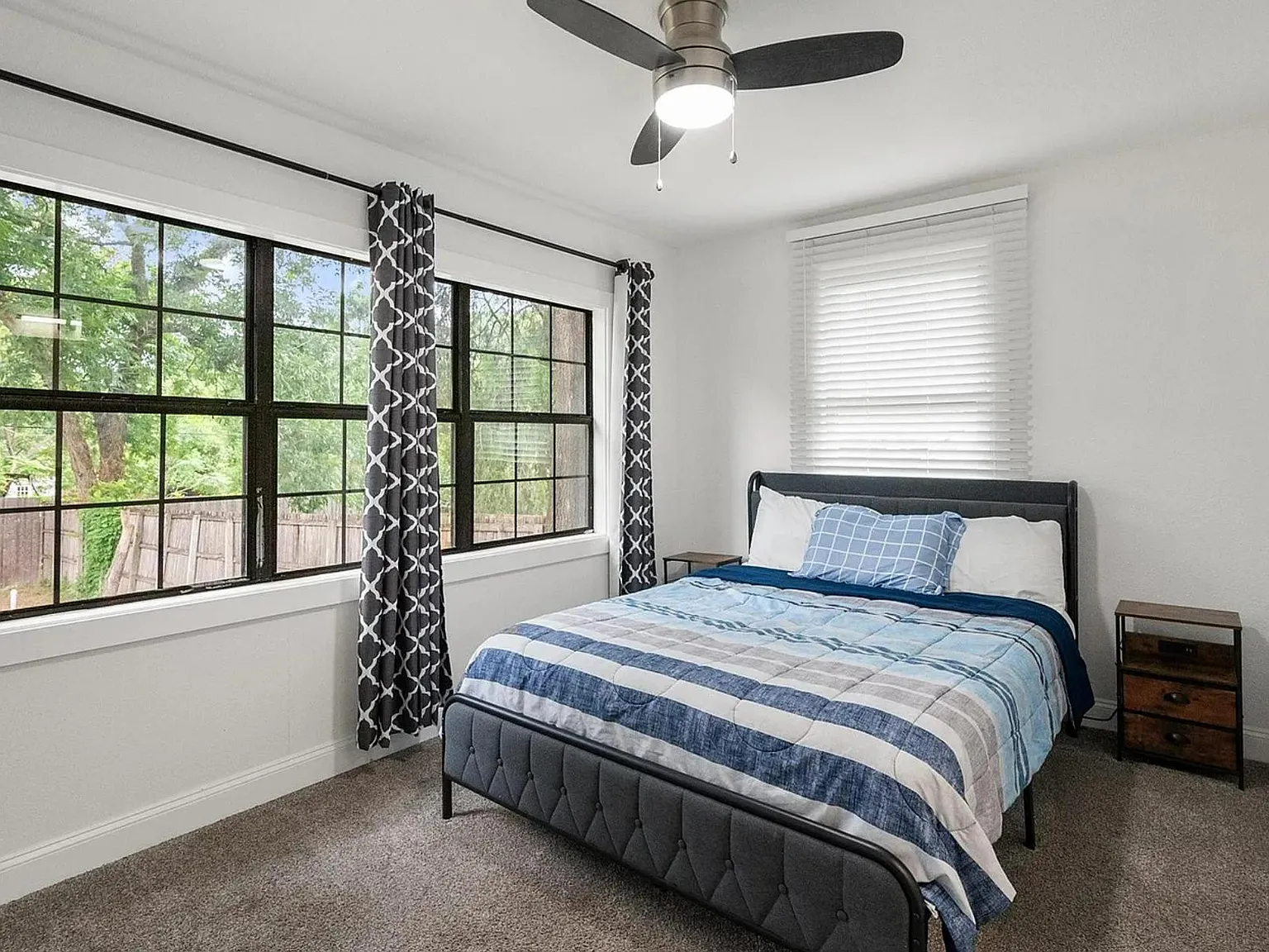 4 bed, 2.0 bath, 1400 sqft, $1,590 — Photo 3