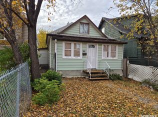 1712 Toronto Street, Regina, SK S4P 1M4