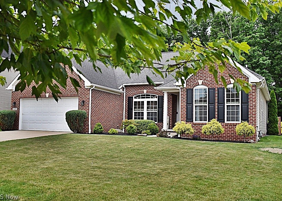 1st image of 5670 W Longridge Dr