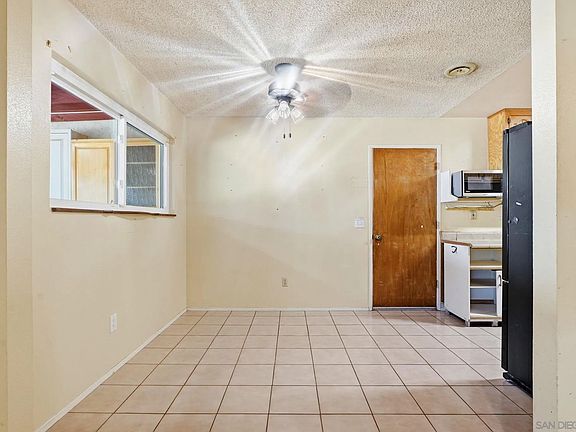 4th image of 13049 Lindo Ln