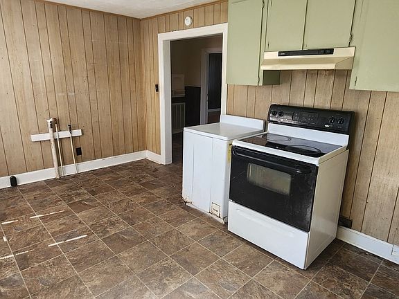 2nd image of 314 Martin Ave