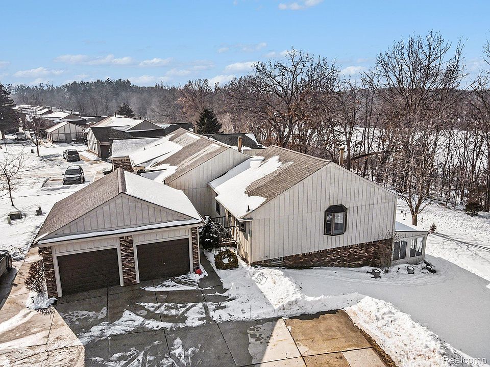 1st image of 11869 Shenandoah Dr Unit 4