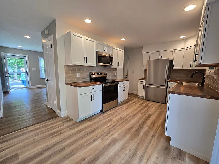 1208 Gettysburg Dr — Photo 4