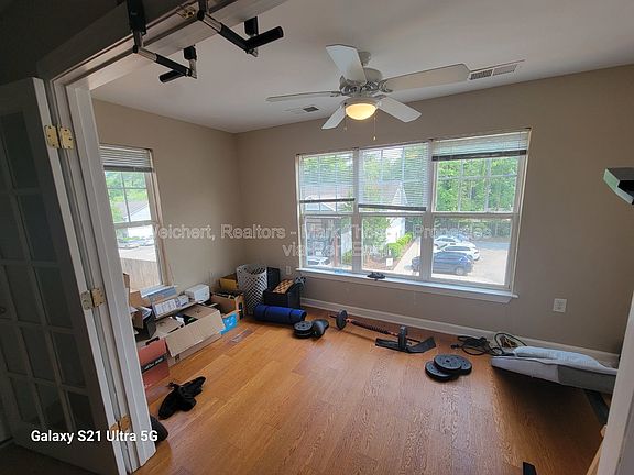 5th image of 929 Morreene Rd APT B26