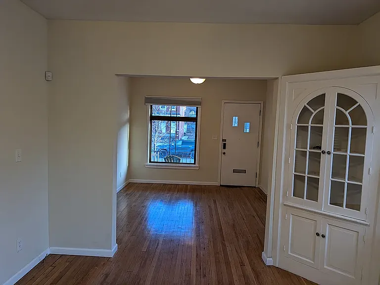613 Belmont St #613 — Photo 6