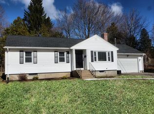 4 Elizabeth Ln, Paxton, MA 01612