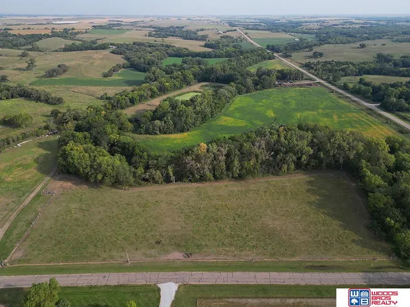 E Roscoe St, Endicott, NE 68350