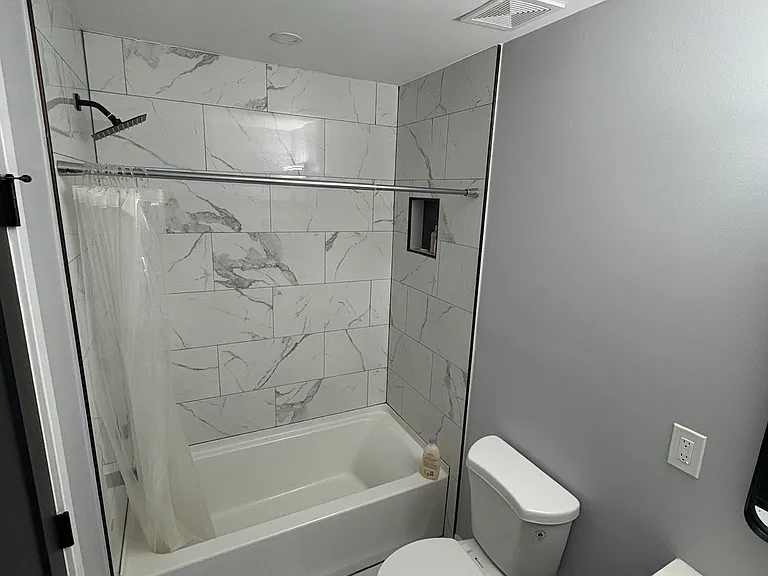 1200 Marshall Ln — Photo 13