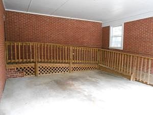 3rd image of 206 W 29th St
