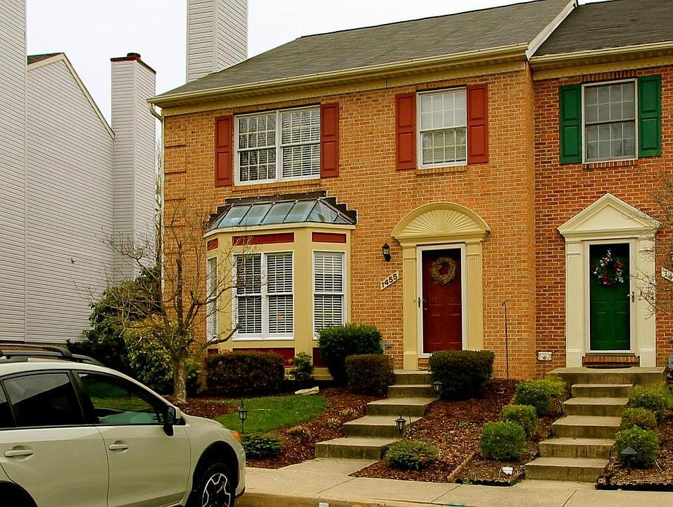 1st image of 1455 Valbrook Ct N