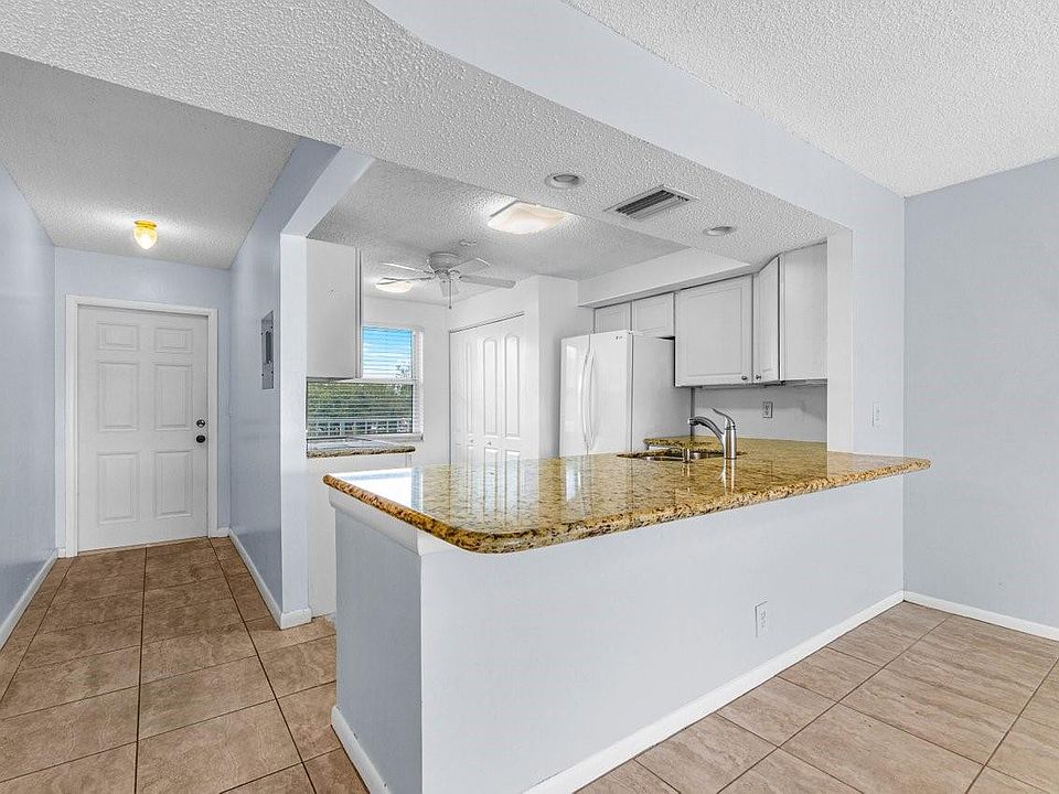 1st image of 1650 NW 80th Avenue #306
